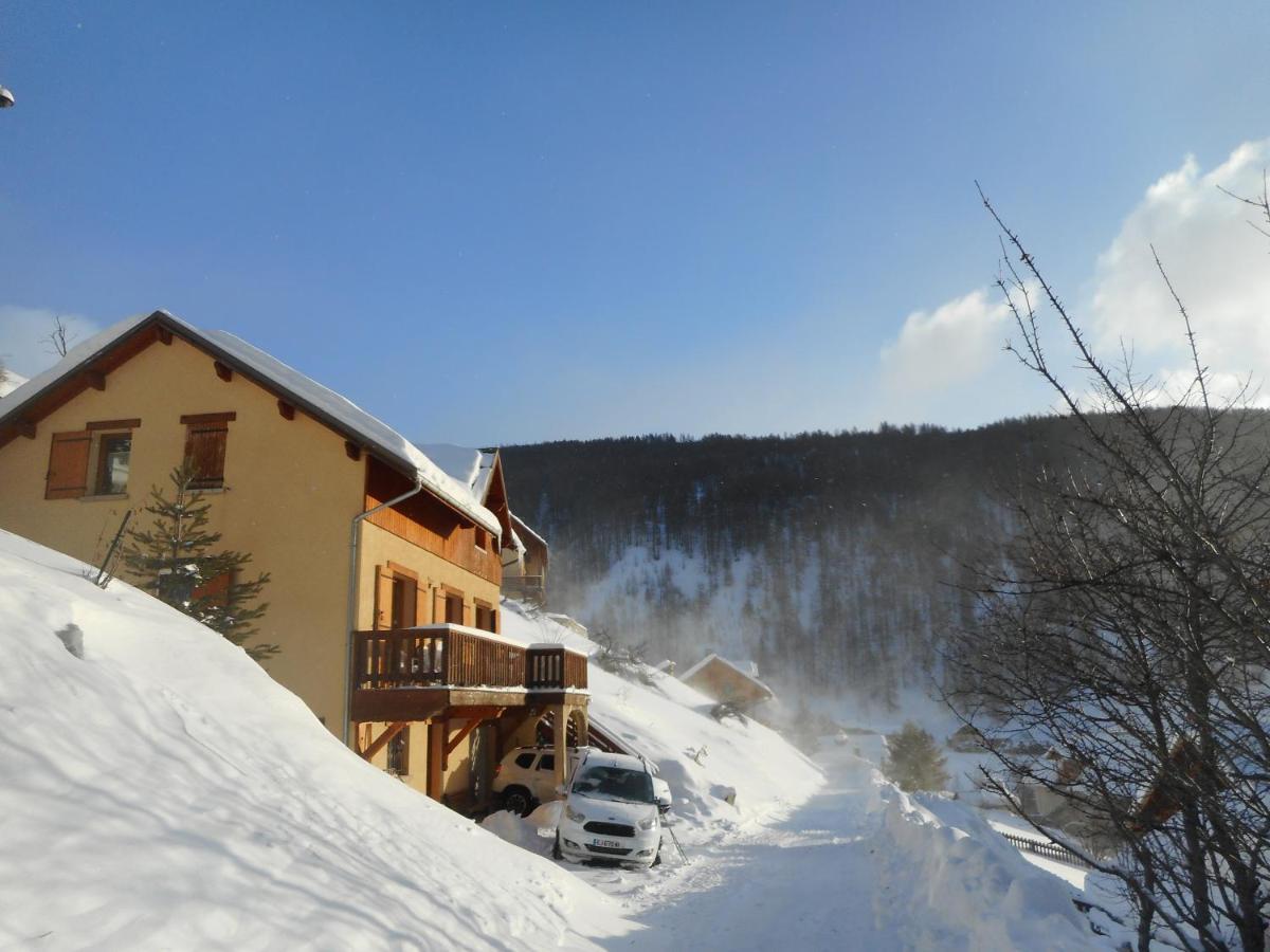 Chambre D'Hote Les Carlines Arvieux Exteriör bild